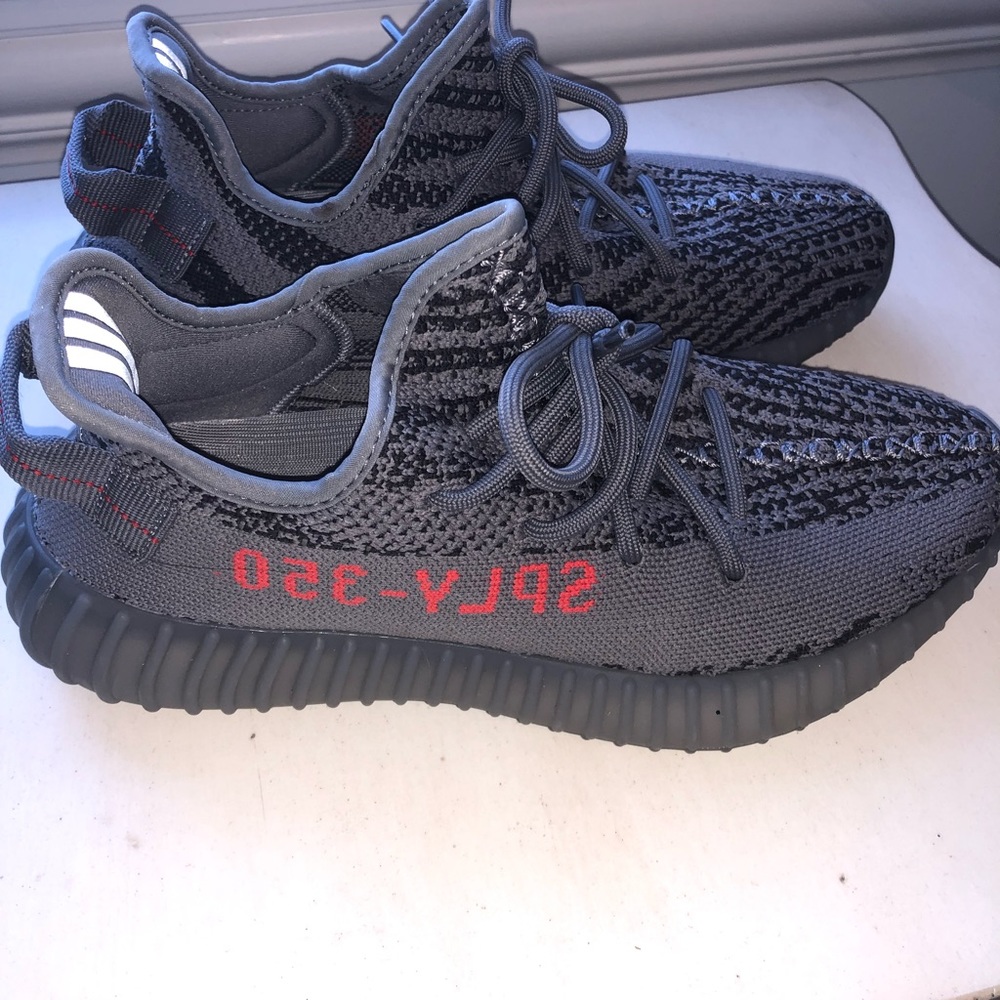 Yeezy Boost 350 V2 'Beluga 2.0' size 7